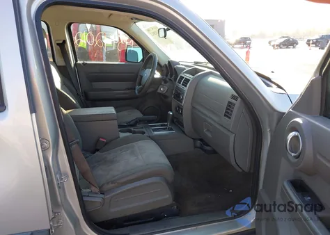 2008 Dodge Nitro Sxt из США, поврежденный, VIN 1D8GU28K68W241916